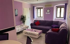Apartman Lora